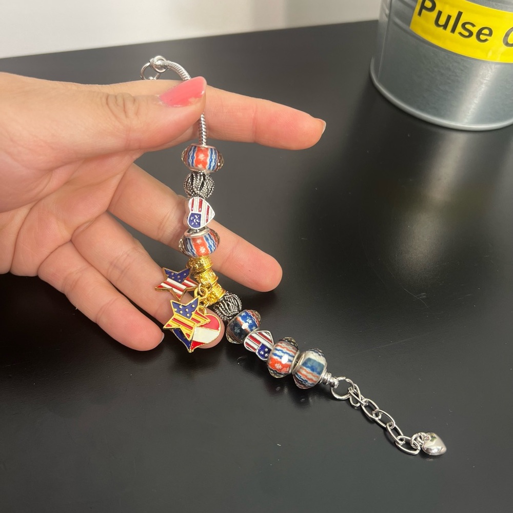 USA Patriotic Charm Bracelet – 11 Interchangeable Charms | 4th of July Ready NEW - Picture 10 of 10